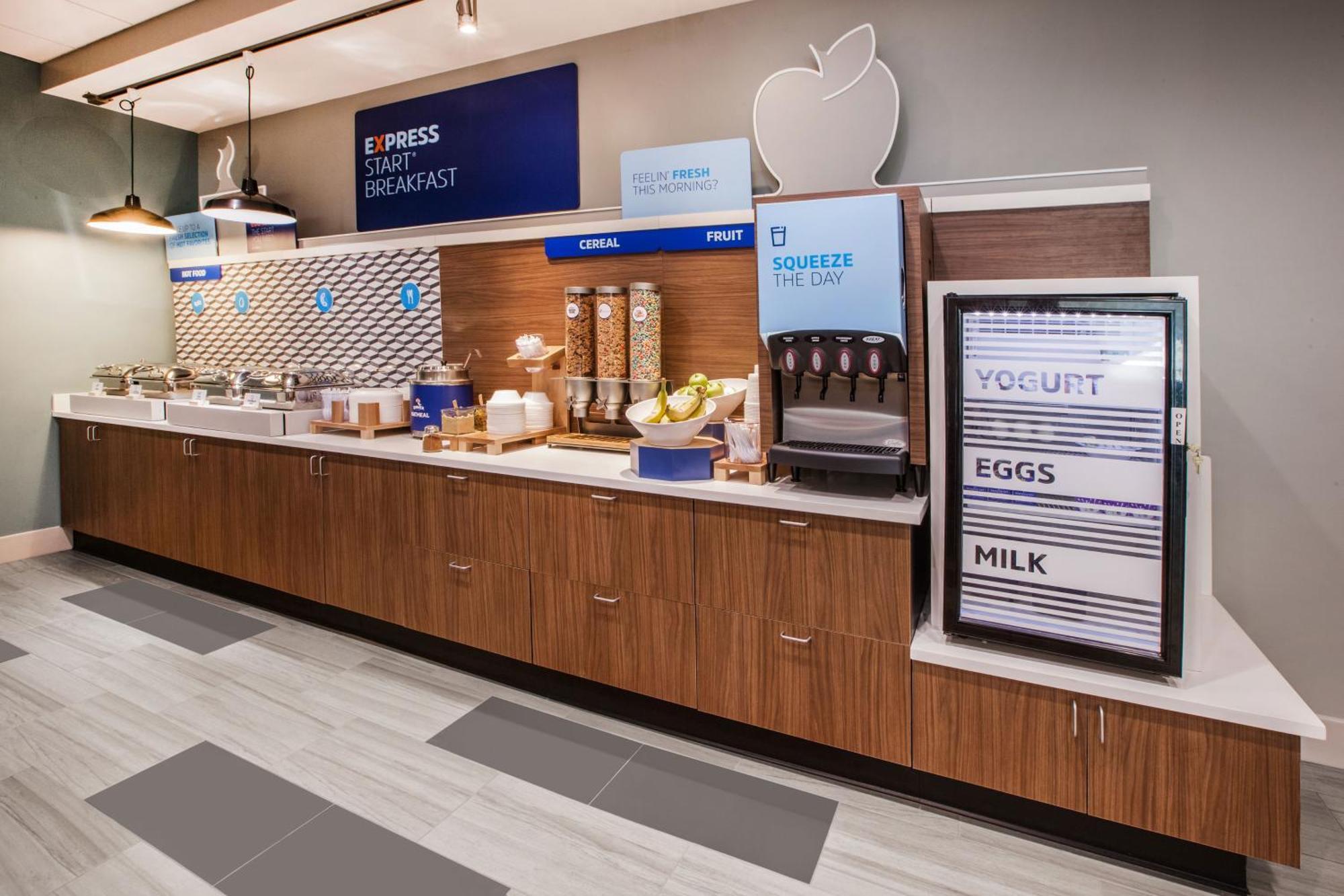 Holiday Inn Express Fort St John By Ihg Fort St. John Zewnętrze zdjęcie