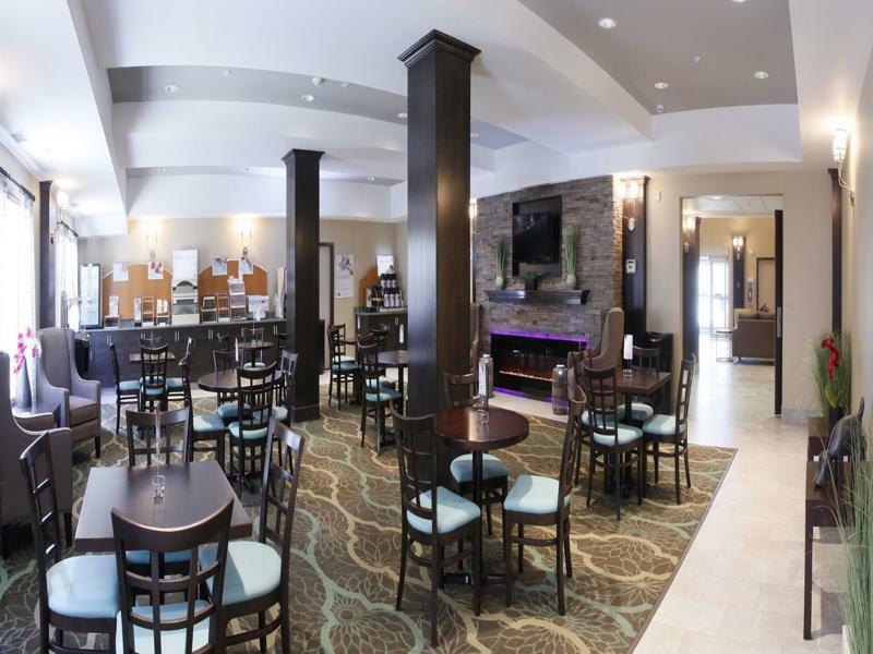 Holiday Inn Express Fort St John By Ihg Fort St. John Zewnętrze zdjęcie