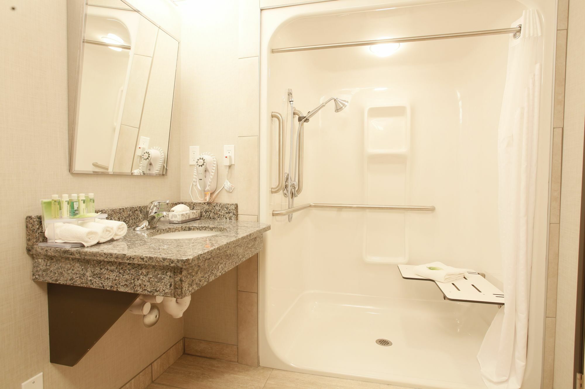 Holiday Inn Express Fort St John By Ihg Fort St. John Zewnętrze zdjęcie